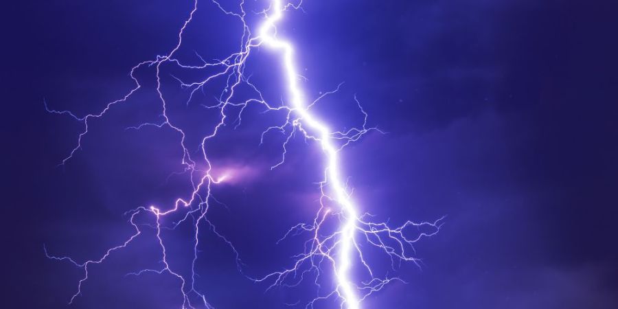 Причини виникнення стрибків напруги